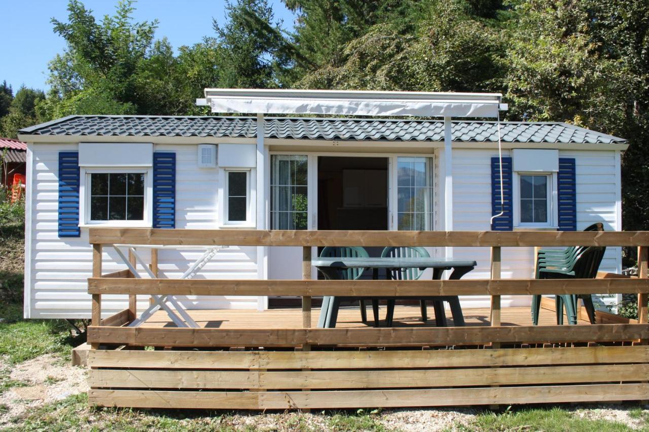 Team Holiday - Camping Le Balcon De Chartreuse Hotel Miribel-les-Echelles Exterior photo